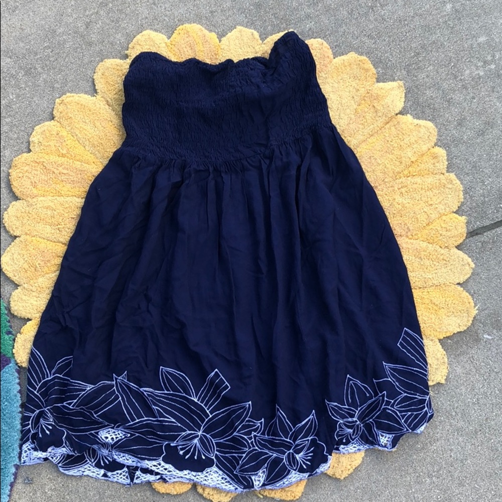 super soft and cute strapless dress